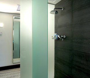Baño  Vincci Marítimo Barcelona