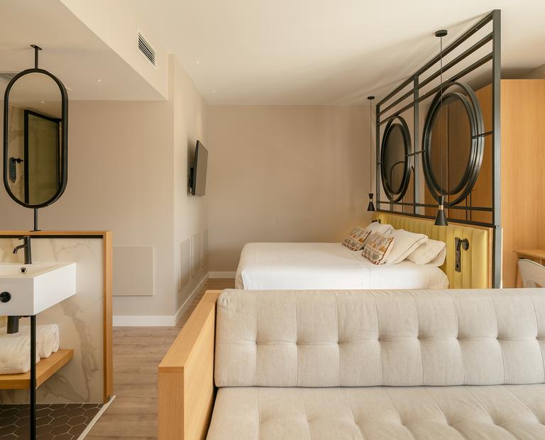 JUNIOR SUITE DELUXE Vincci Marítimo 4* Barcelona JUNIOR SUITE DELUXE Vincci Marítimo 4* Barcelona
